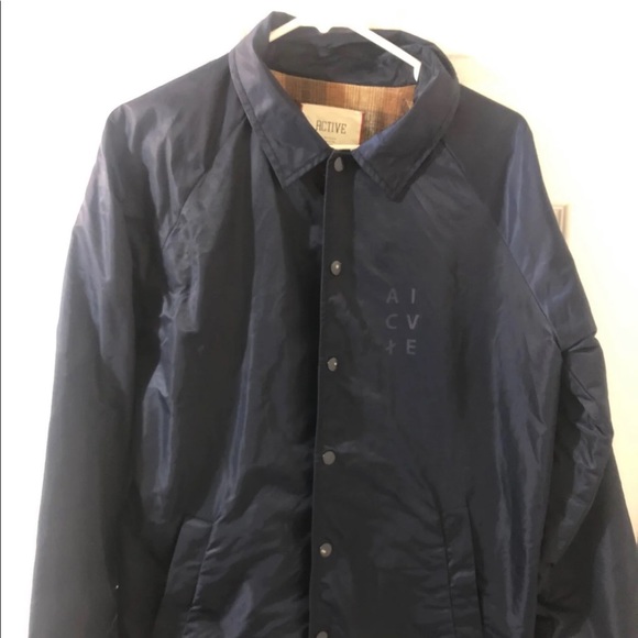 Active jacket - Picture 1 of 3